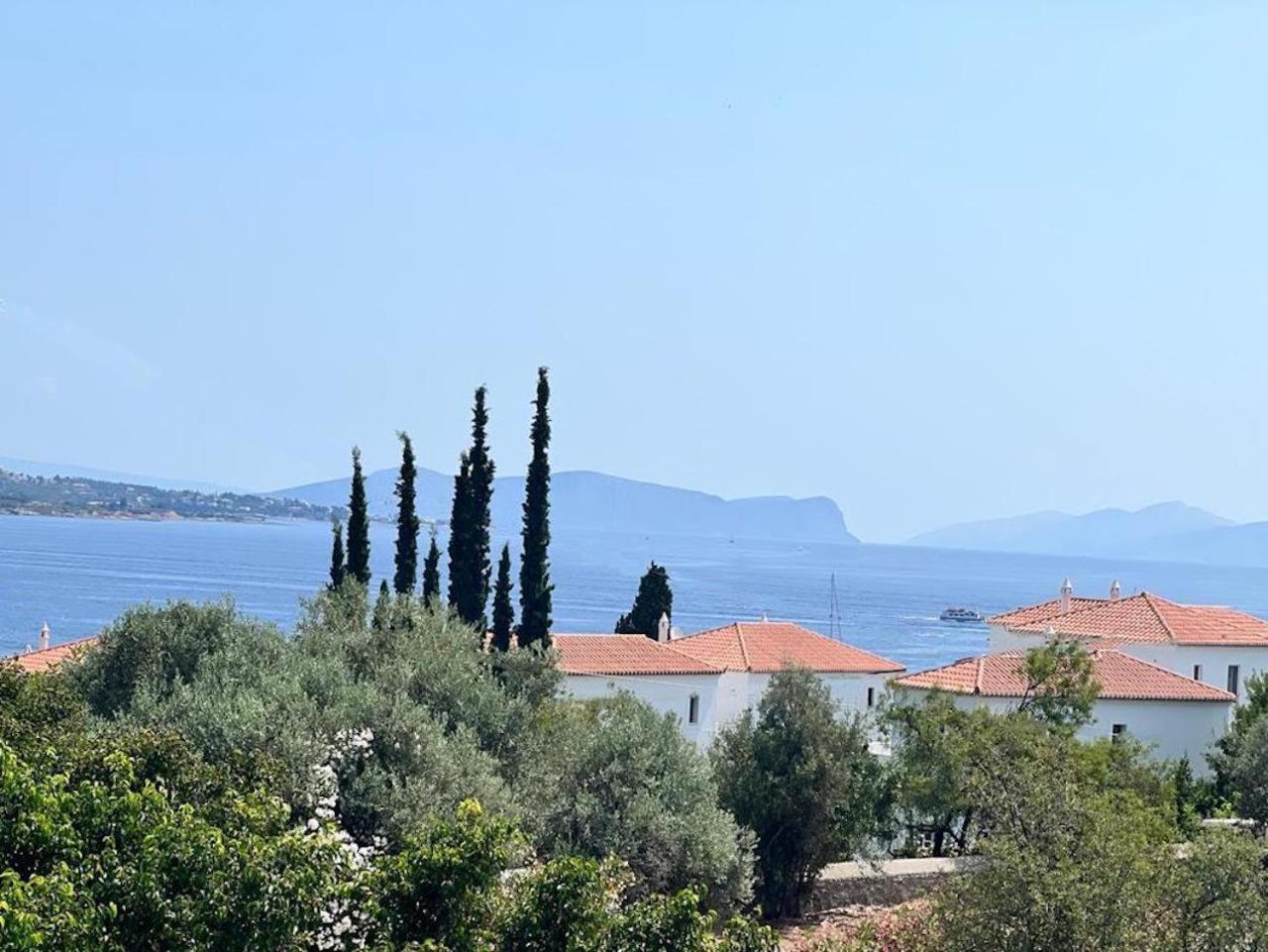 سبيتسيس Oltremare Inn المظهر الخارجي الصورة